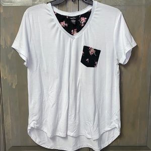 V neck T-shirt